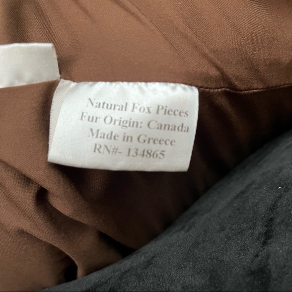 Greek Fur Coat (Natural Fox Fur Coat) - Picture 7 of 8